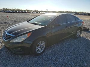 Hyundai Sonata GLS 2.4L 4 2013