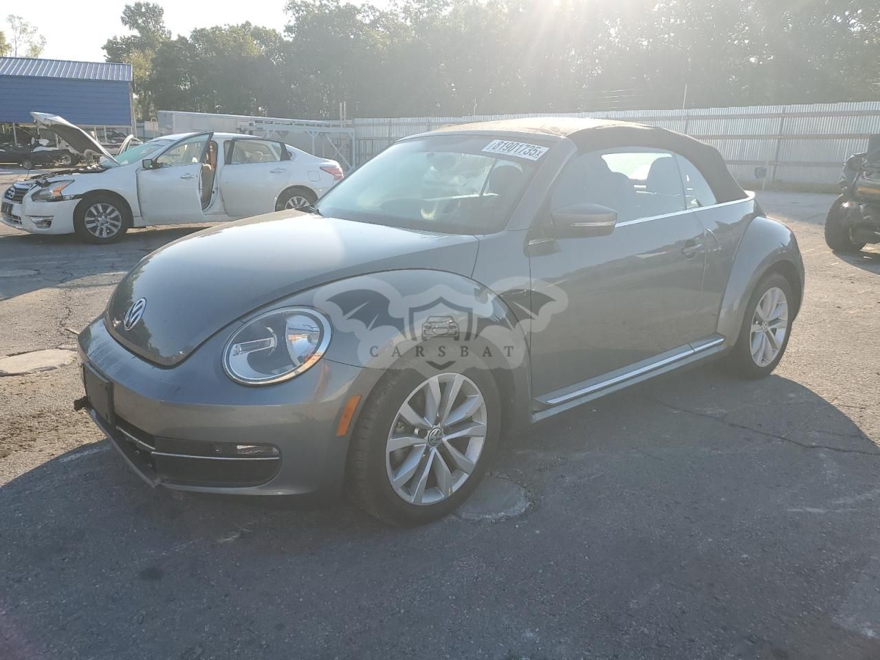 Volkswagen Beetle TDI 2 L 4 2015