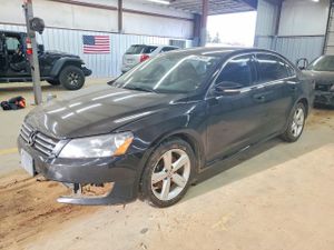 Volkswagen Passat SE 2.5L 5 2013