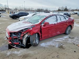 Ford Fusion SE 2.0L 4 2015