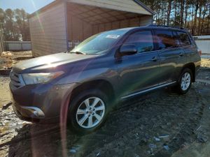 Toyota Highlander BASE 3.5L 6 2012