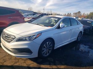 Hyundai Sonata SPORT 2.4L 4 2015