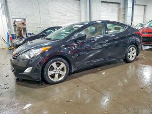 Hyundai Elantra GLS 1.8L 4 2013
