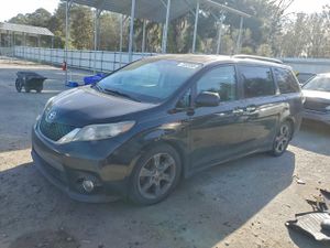 Toyota Sienna SPORT 3.5L 6 2013