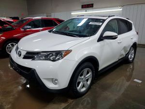 Toyota Rav4 XLE 2.5L 4 2014