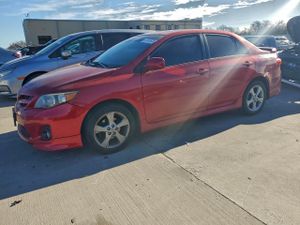 Toyota Corolla BASE 1.8L 4 2013