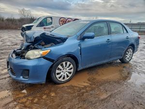 Toyota Corolla BASE 1.8L 4 2013