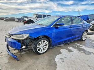 Chrysler 200 LIMITED 2.4L 4 2015