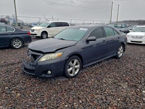 Toyota Camry BASE 2.5L 4 2010