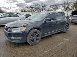 Volkswagen Passat SEL 3.6L 6 2012