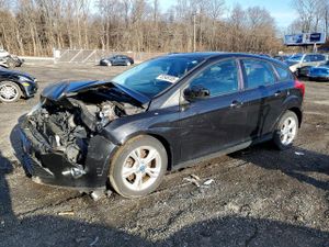 Ford Focus SE 2.0L 4 2012
