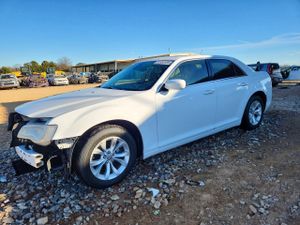 Chrysler 300 LIMITED 3.6L 6 2015