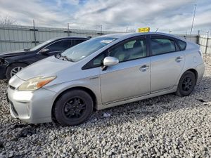 Toyota Prius 1.8L 4 2013