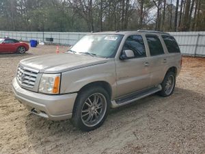 Cadillac Escalade LUXURY 6.0L 8 2004