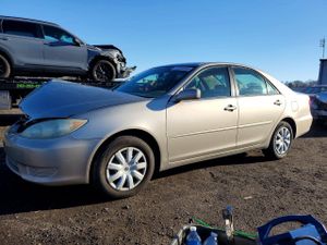 Toyota Camry LE 2.4L 4 2005