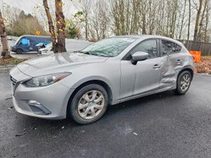 Mazda 3 SPORT 2.0L 4 2015