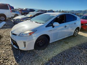 Toyota Prius 1.8L 4 2015