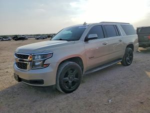 Chevrolet Suburban C1500 LT 5.3L 8 2015