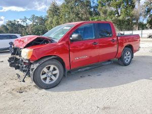 Nissan Titan S 5.6L 8 2012