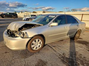 Toyota Camry LE 2.4L 4 2004