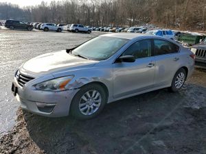 Nissan Altima 2.5 2.5L 4 2015
