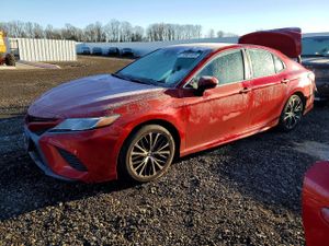 Toyota Camry SE 2.5L 4 2020