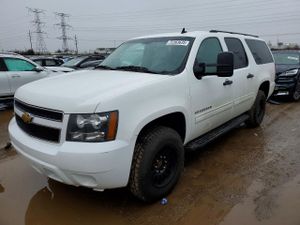 Chevrolet Suburban K2500 LS 6.0L 8 2013