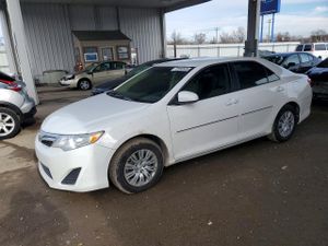 Toyota Camry L 2.5L 4 2014
