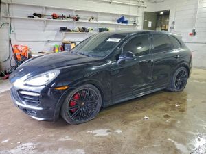 Porsche Cayenne GTS 4.8L 8 2013