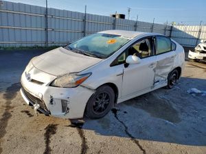 Toyota Prius 1.8L 4 2013