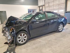 Toyota Camry BASE 2.5L 4 2011