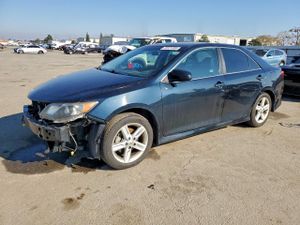 Toyota Camry L 2.5L 4 2014