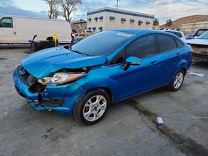Ford Fiesta SE 1.6L 4 2014