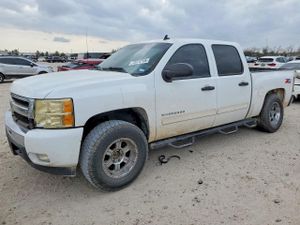 Chevrolet Silverado 1500 K1500 LT 5.3L 8 2011