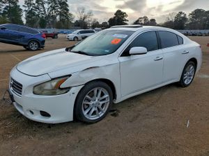 Nissan Maxima S 3.5L 6 2011