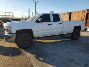 Chevrolet Silverado 1500 C2500 HEAVY DUTY 6.0L 8 2015
