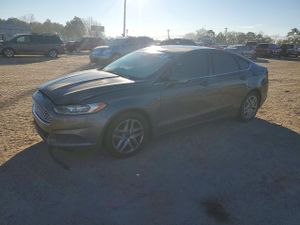 Ford Fusion SE 1.6L 4 2013