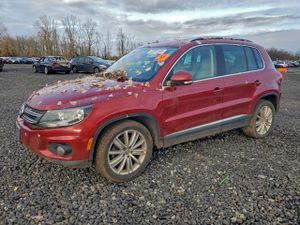 Volkswagen Tiguan S 2.0L 4 2012