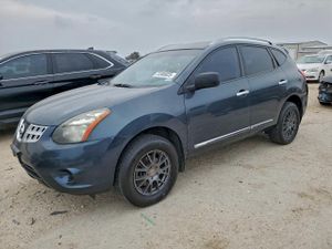 Nissan Rogue S 2.5L 4 2015