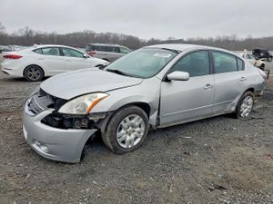 Nissan Altima BASE 2.5L 4 2010