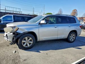 Toyota Highlander SE 3.5L 6 2010