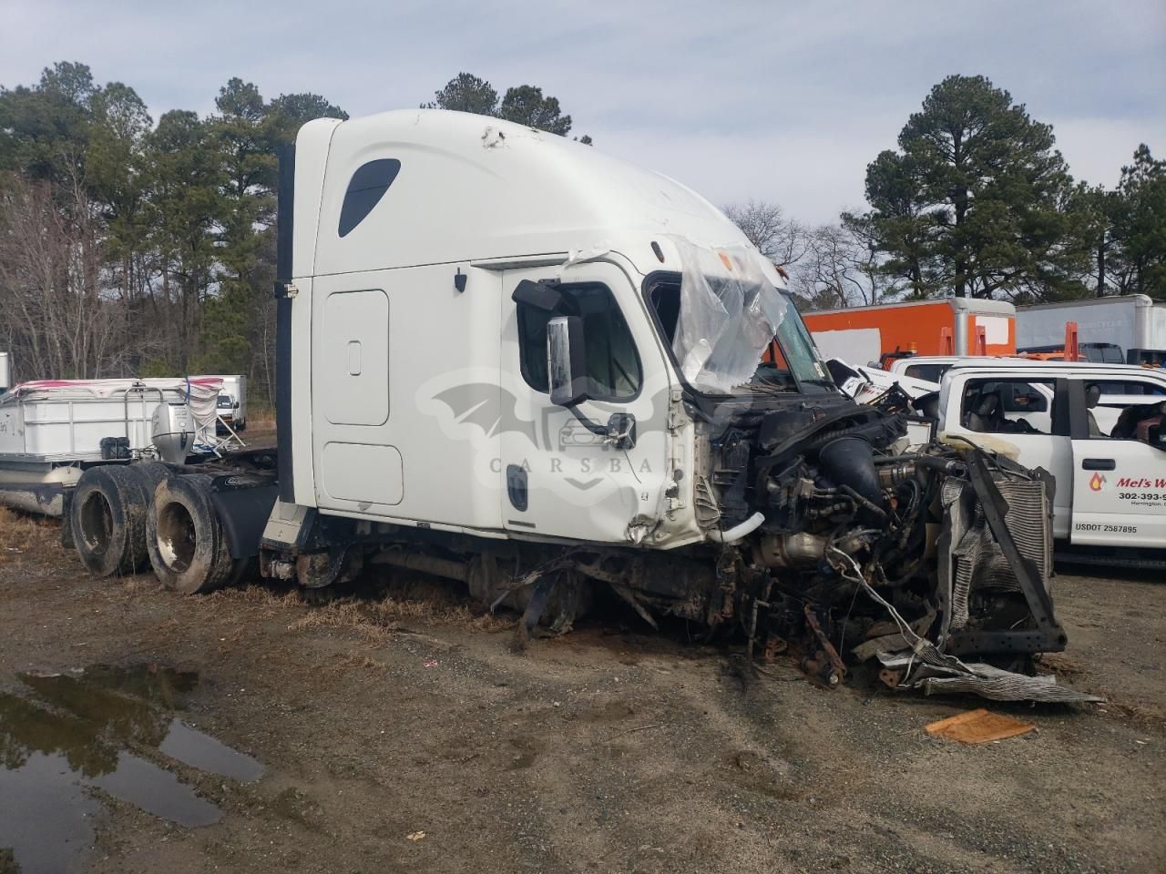 Freightliner Cascadia 14.8L 6 2011