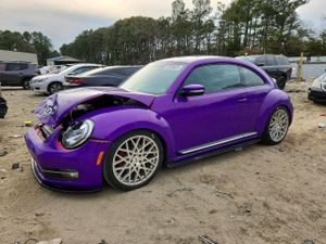 Volkswagen Beetle TURBO 2.0L 4 2012