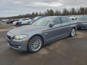 BMW 5 Series XI 3.0L 6 2011