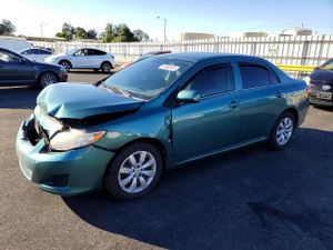 Toyota Corolla BASE 1.8L 4 2010