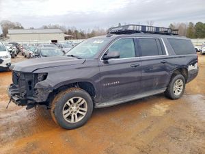 Chevrolet Suburban C1500 LS 5.3L 8 2015