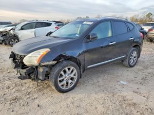 Nissan Rogue S 2.5L 4 2013