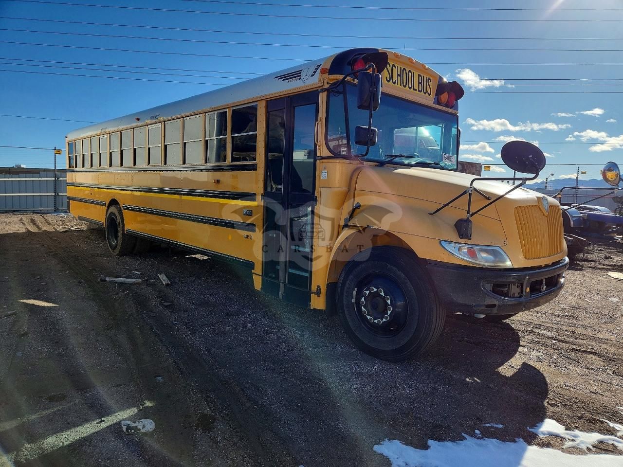 IC Corporation CE Series CE 6.4L 8 2013