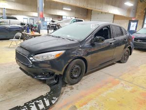 Ford Focus S 2.0L 4 2015
