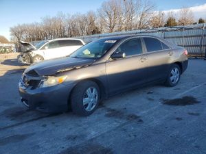Toyota Camry BASE 2.5L 4 2011